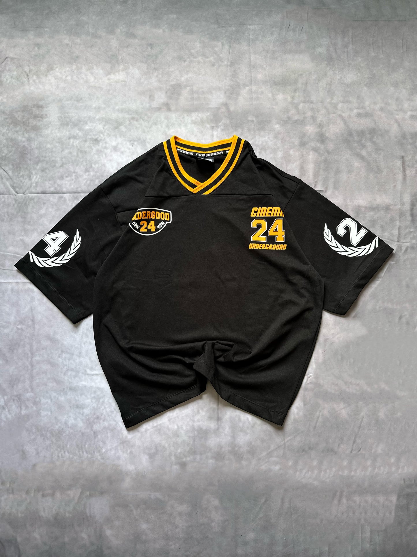 CAMISA BEISBOLERA NEGRA