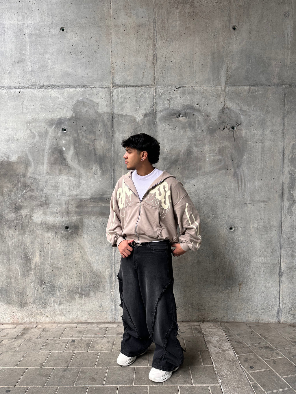 ZIP UP HODDIE AKROSS CAQUI