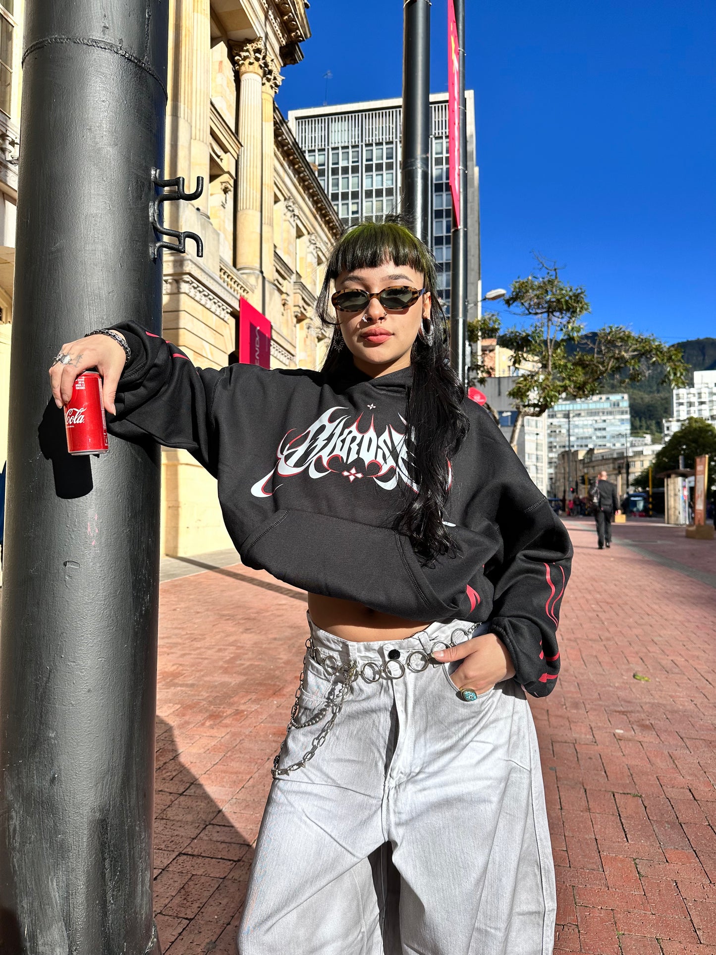 HOODIE AKROSS “RETRO” NEGRO