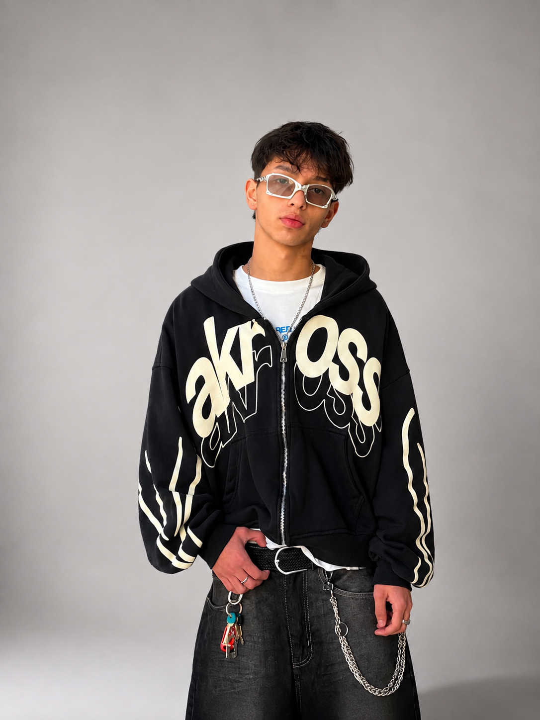 ZIP HOODIE NEGRA